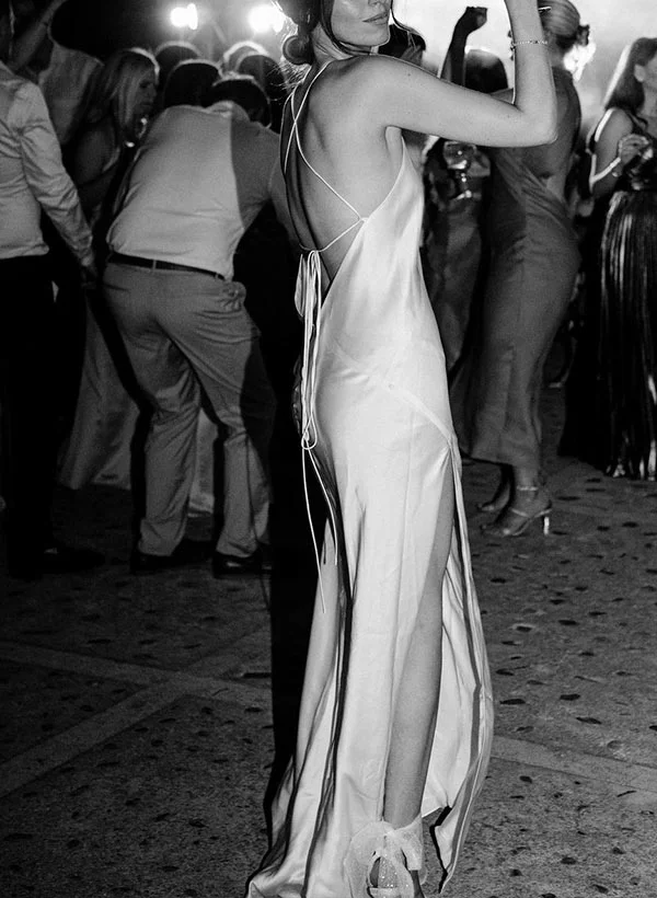 Missacc Ivory Bride Beach Open Back Sleeveless Silk Like Satin Wedding Dresses with Split Front
