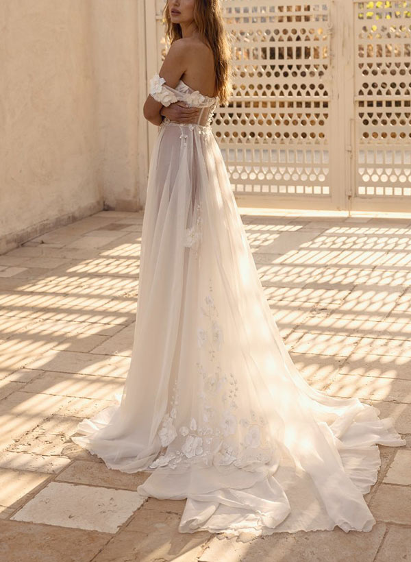 A-Line Sweetheart Sleeveless Court Train Chiffon Wedding Dresses With Appliques Lace