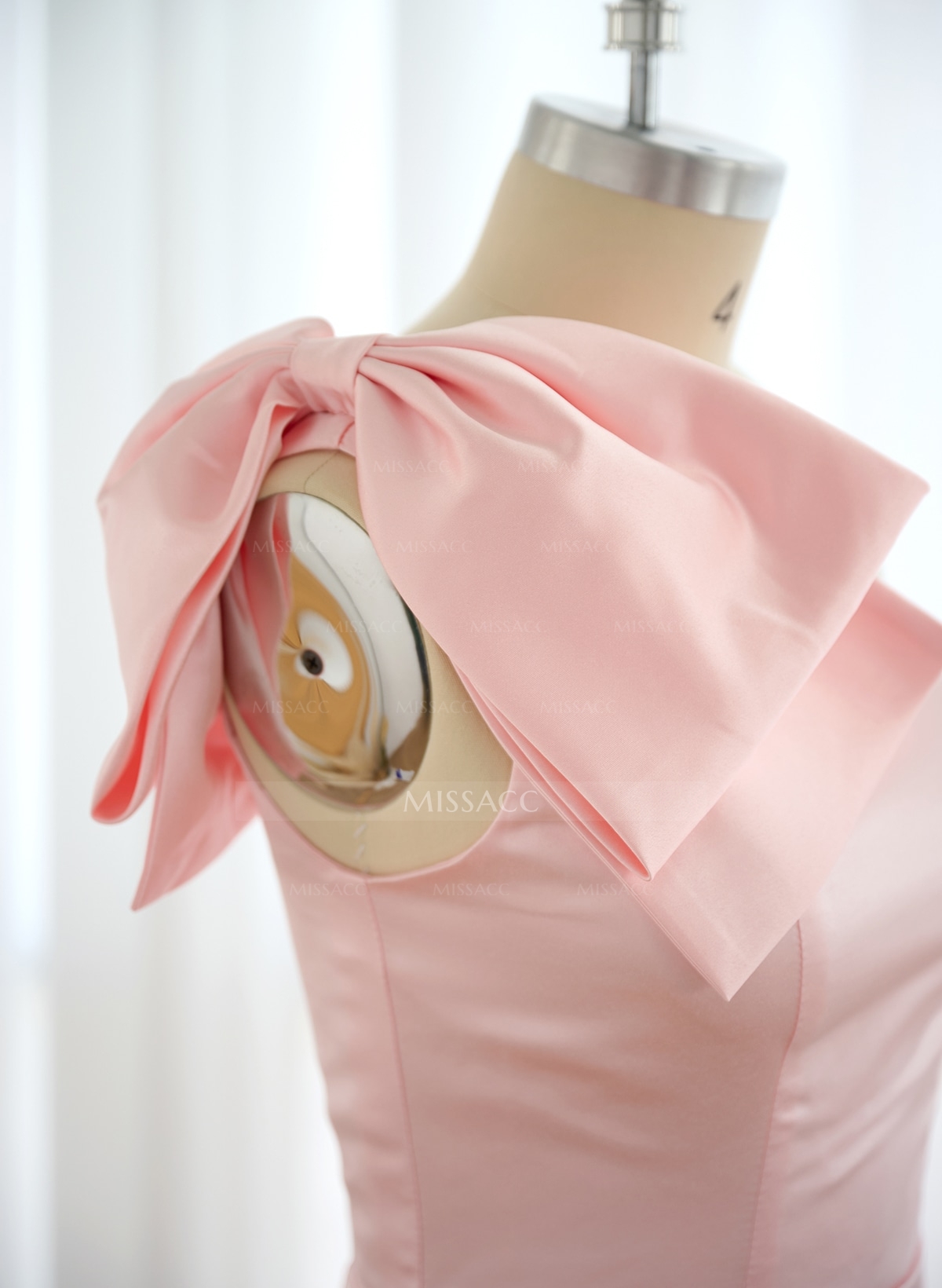 One-Shoulder Sheath/Column Satin Bridesmaid Dresses With Bow