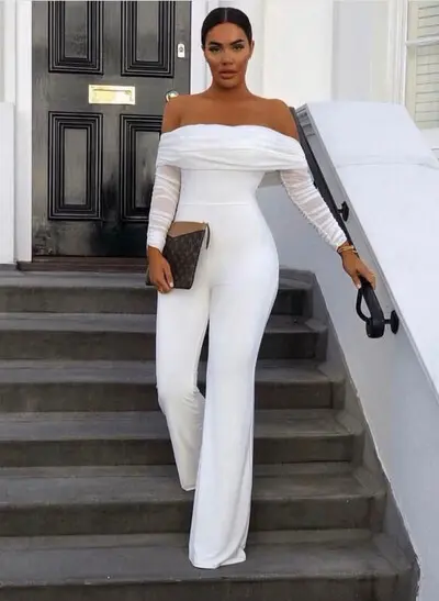 Classic Off-The-Shoulder Long Sleeves Jumpsuit/Pantsuit Wedding Dresses