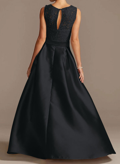 A-Line Scoop Neck Lace/Satin Evening Dresses With Pockets