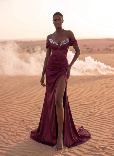 Beading Off-The-Shoulder High Slit Sheath/Column Evening Dresses