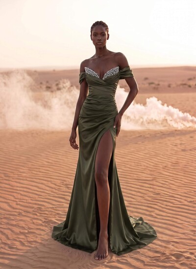 Beading Off-The-Shoulder High Slit Sheath/Column Evening Dresses