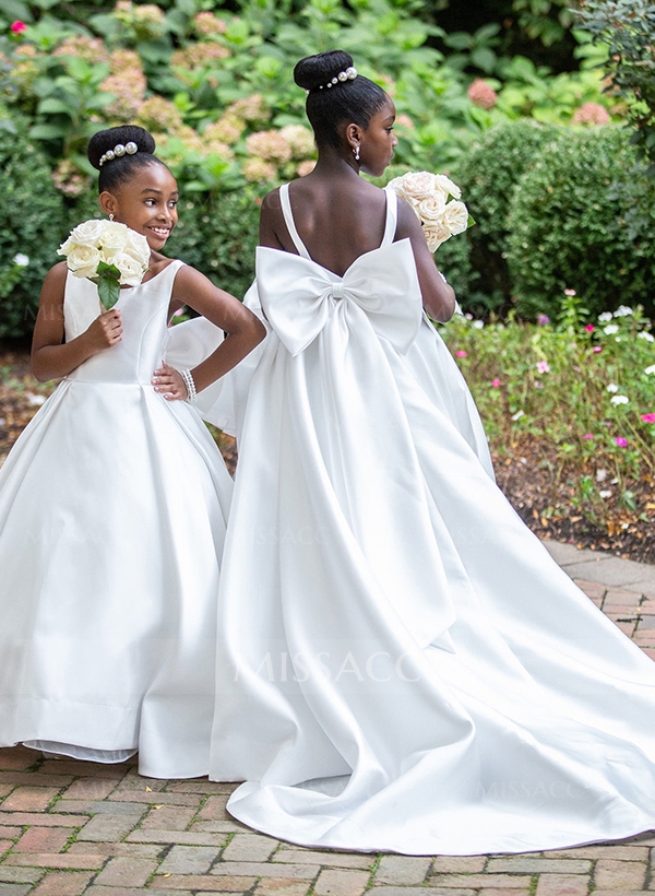 Ball-Gown Scoop Neck Sleeveless Satin Flower Girl Dresses With Bow(s)