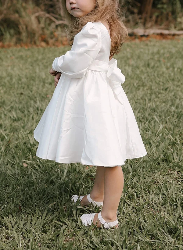 A-Line Scoop Neck Tea-length Flower Girl Dress With Bow Ivory