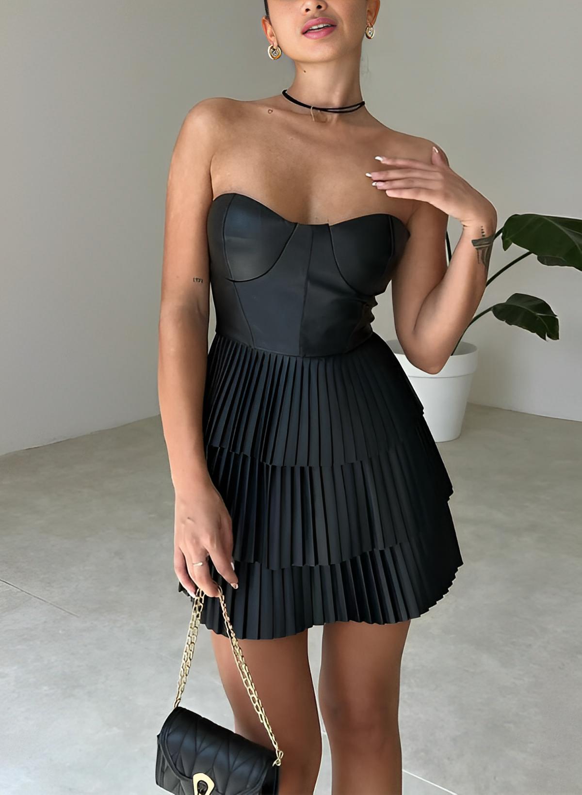 A-Line Sweetheart Sleeveless Short/Mini Homecoming Dresses With Pleated