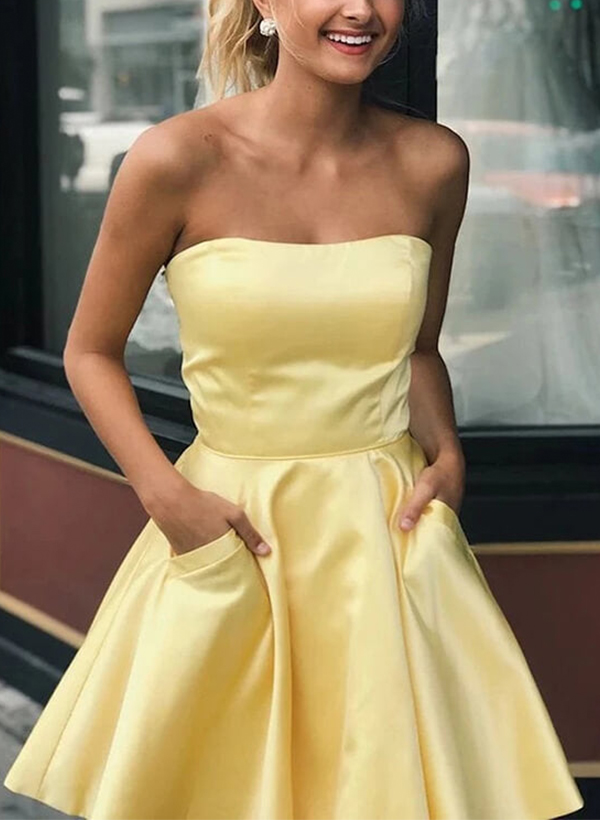 A-Line Strapless Sleeveless Short/Mini Satin Homecoming Dresses With Pockets