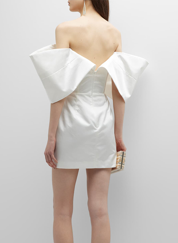 Sheath/Column Off-The-Shoulder Short/Mini Satin Homecoming Dresses