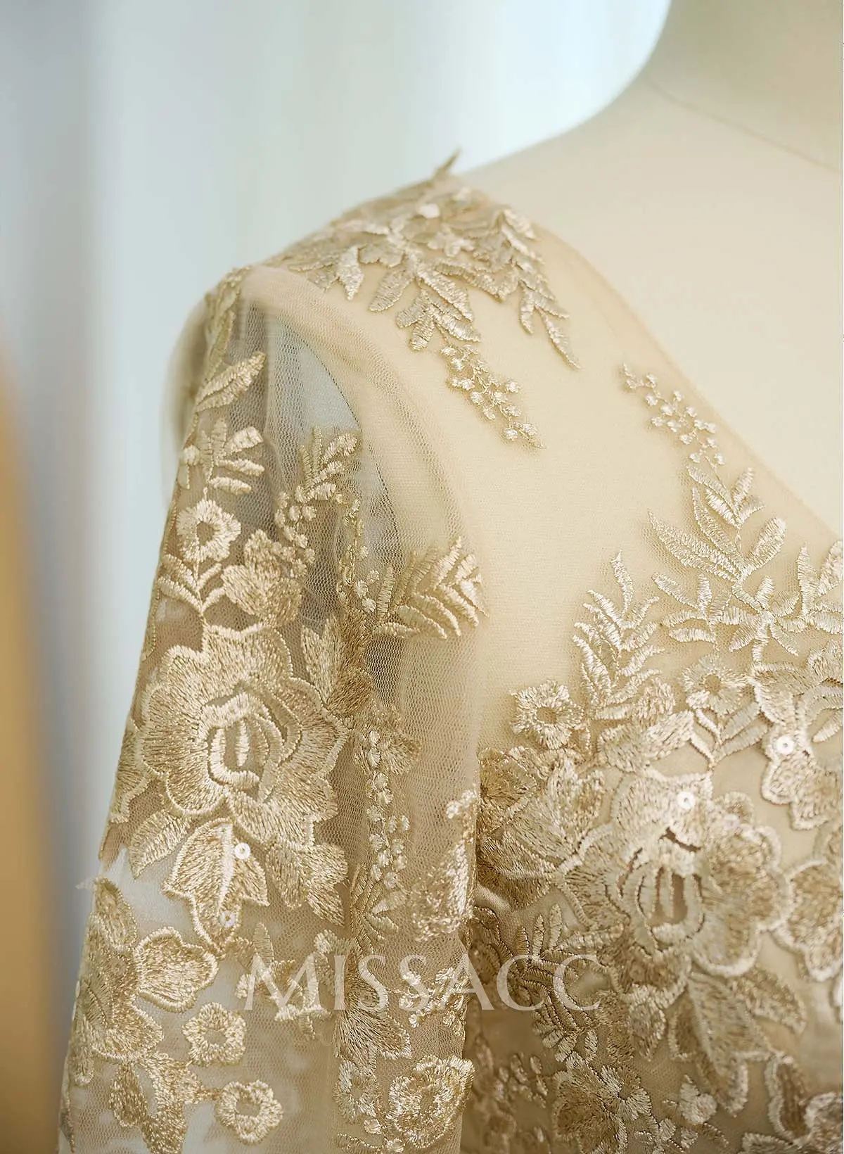 Elegant Lace A-Line Satin Mother Of The Bride Dresses With Pockets - Missacc