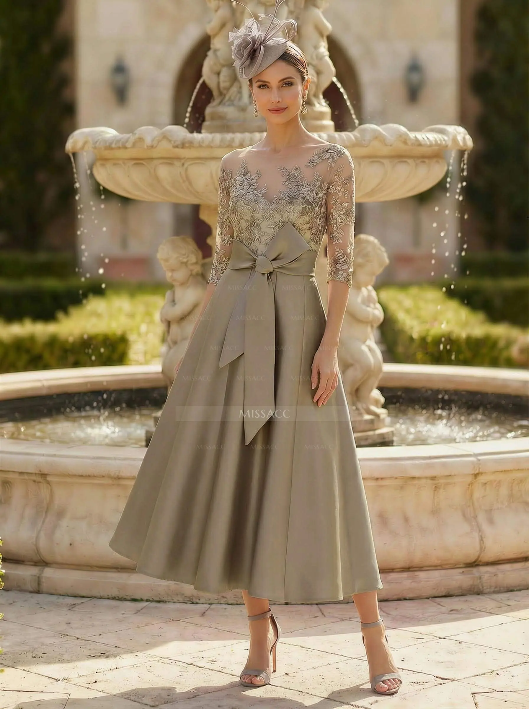 Classic Illusion Neck A-Line Lace Mother Of The Bride Dresses With