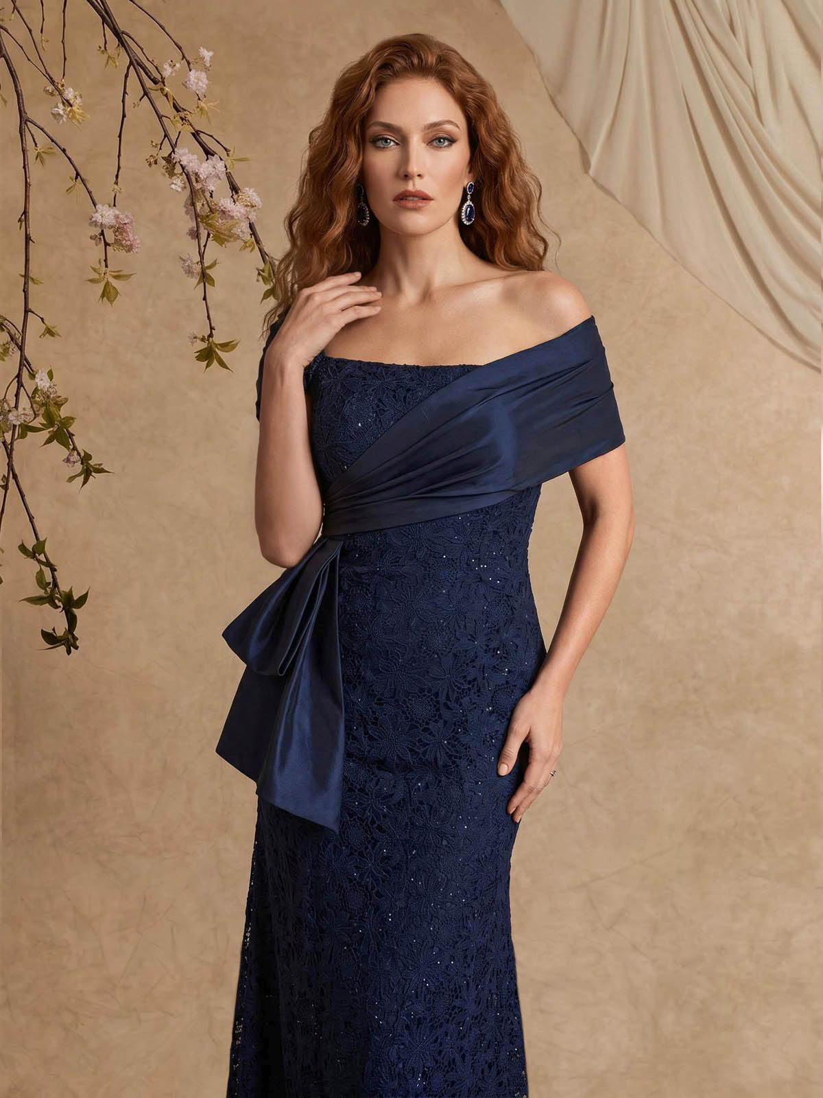 Elegant Mermaid Beading Lace Mother Of The Bride Dresses With Unremovable Satin Wrap Elegant Mermaid Beading Lace Mother Of The Bride Dresses With Unremovable Satin Wrap