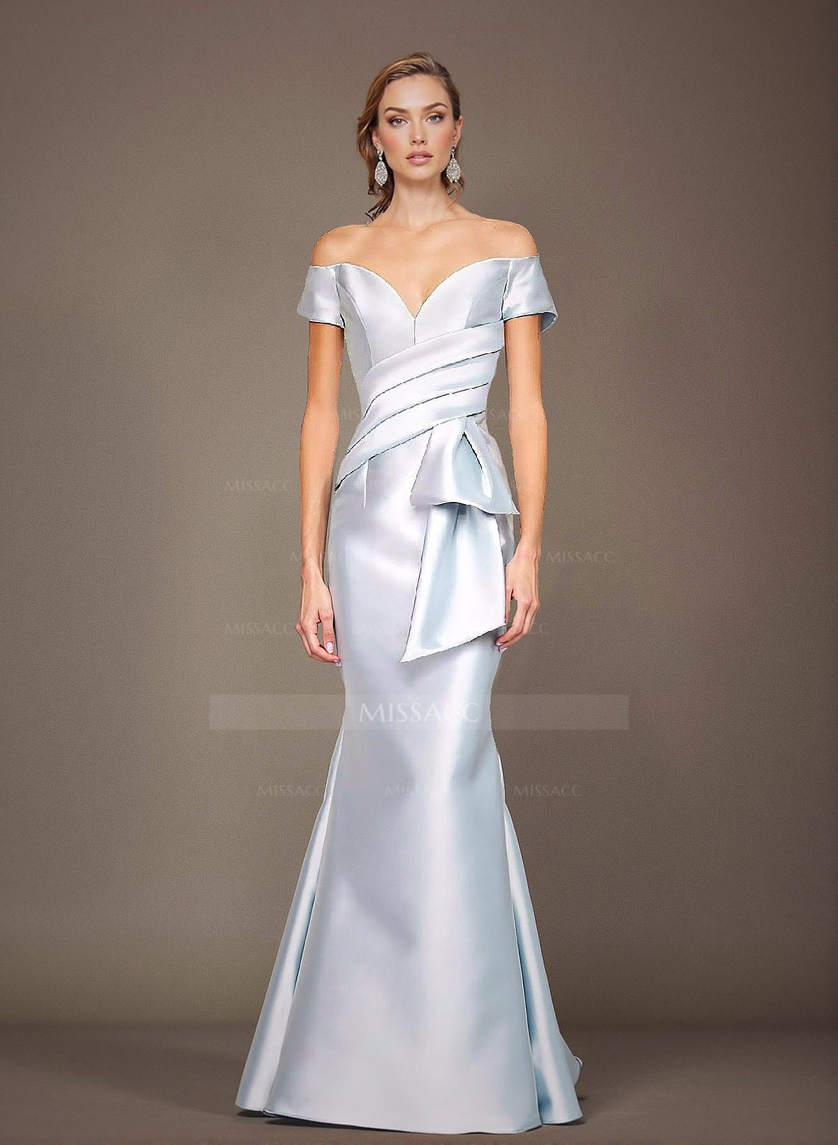 Mermaid Off-The-Shoulder Sleeveless Floor-Length Satin Mother Of The Bride Dresses With Pleated