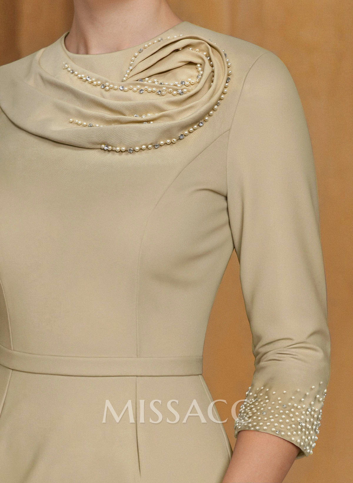Sheath/Column Scoop Neck Elastic Satin Mother Of The Bride Dresses With Flower(s)