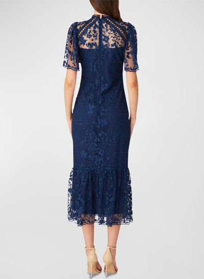 Sheath/Column Illusion Neck Sleeveless Lace Mother Of The Bride Dresses