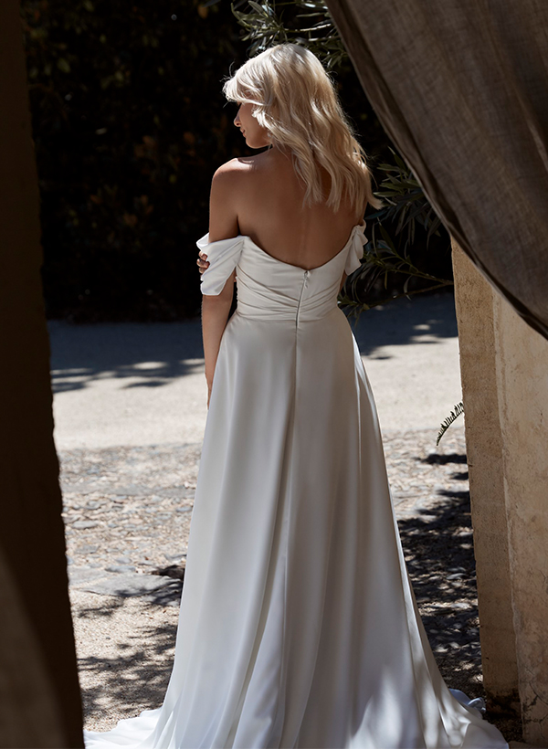 Elegant A-Line Off-The-Shoulder Sleeveless Chiffon Wedding Dresses