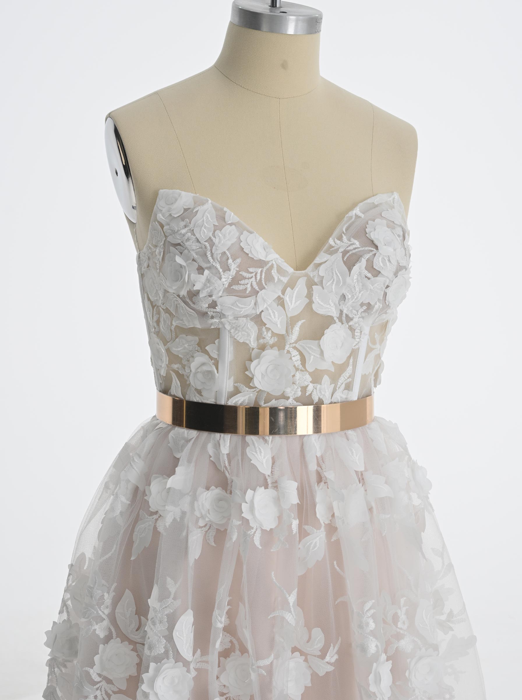 Beach A-Line Sweetheart Lace Wedding Dresses With Split Front Beach A-Line Sweetheart Lace Wedding Dresses With Split Front