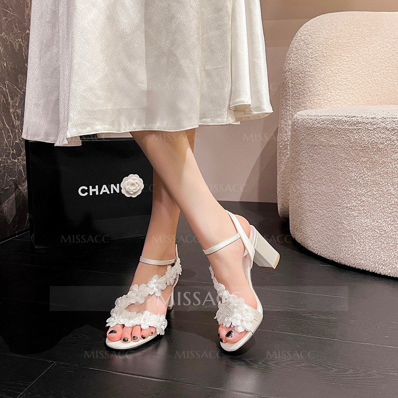 Open Toe Chunky Heel Wedding Shoes For Women With Flowers