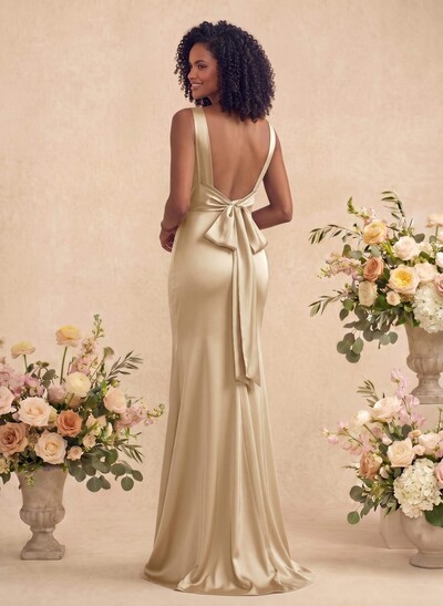 Trumpet/Mermaid Cowl Neck Sleeveless Stretch Satin Bridesmaid Dresses With Bows
