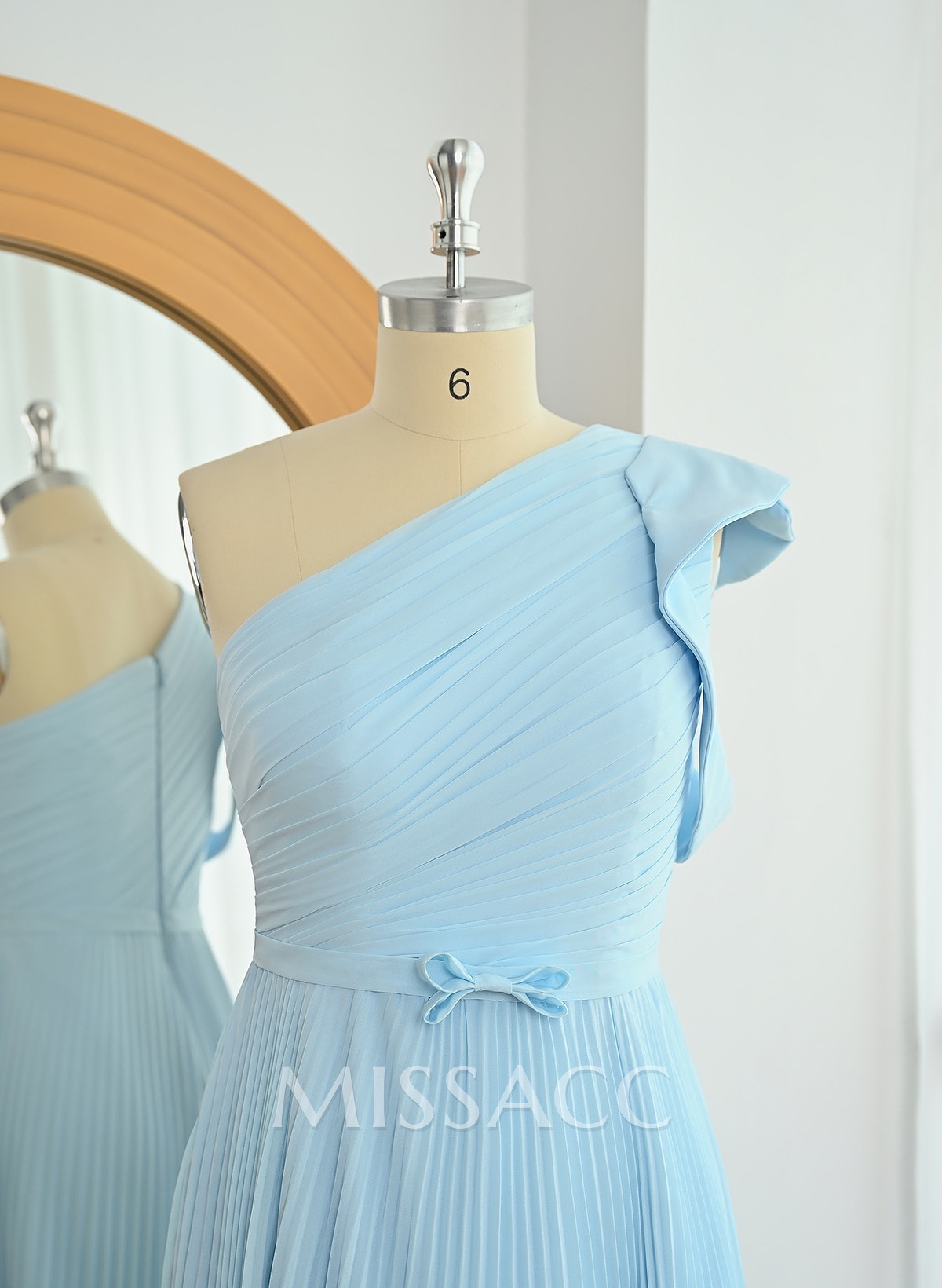Elegant Pleated One-Shoulder Sleeveless Floor-Length Evening Dresses With Pleated Elegant Pleated One-Shoulder Sleeveless Floor-Length Evening Dresses With Pleated