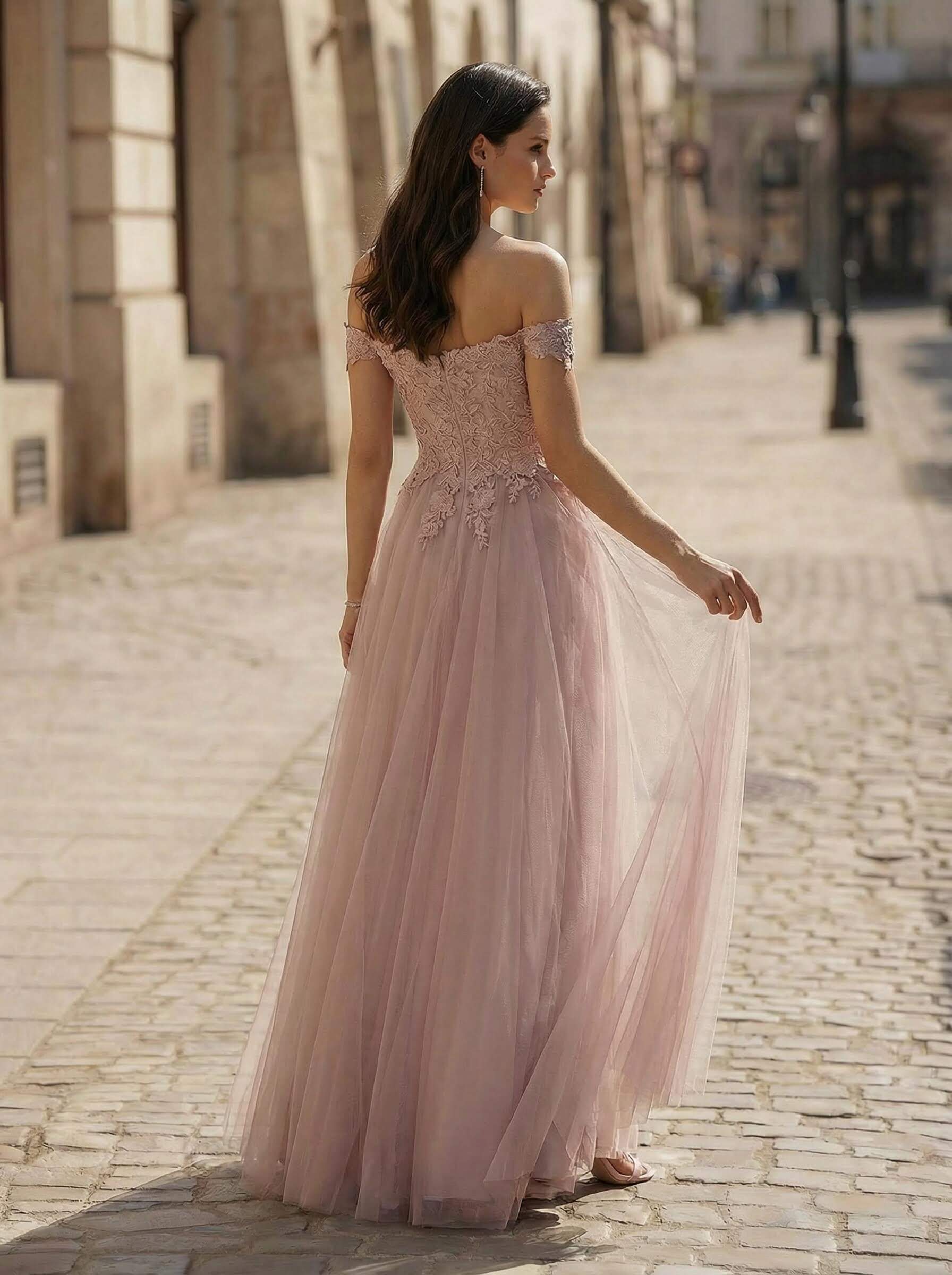 A-Line Off-The-Shoulder Lace/Tulle Prom Dresses With Split Front