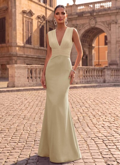 Plunge Trumpet/Mermaid Pleated Evening Dresses