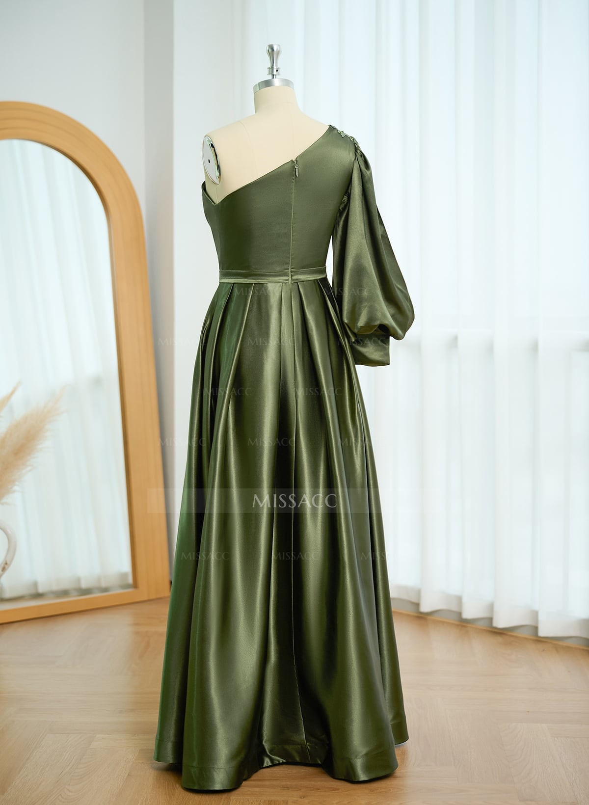 Unique One-Shoulder Long Lantern Sleeves Mother Of The Bride Dresses With Lace
