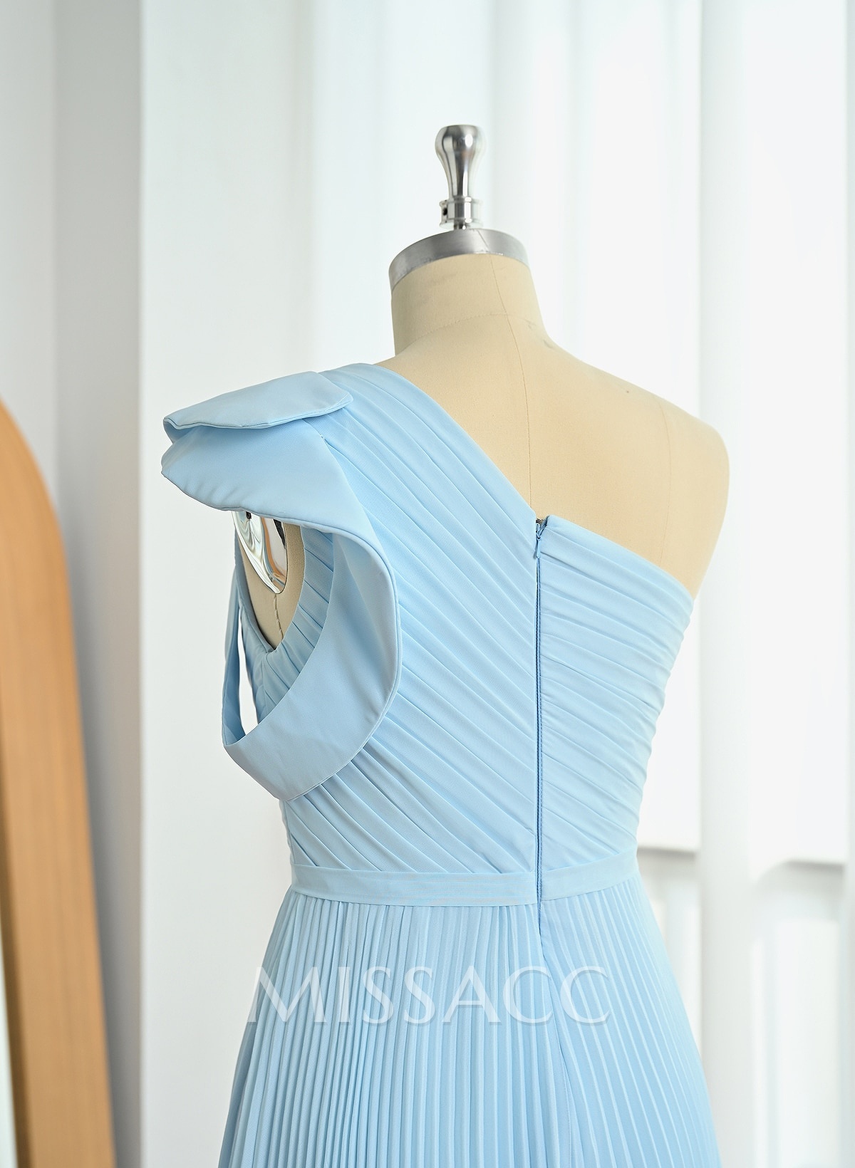 Elegant Pleated One-Shoulder Sleeveless Floor-Length Mother Of The Bride Dresses With Pleated Elegant Pleated One-Shoulder Sleeveless Floor-Length Mother Of The Bride Dresses With Pleated