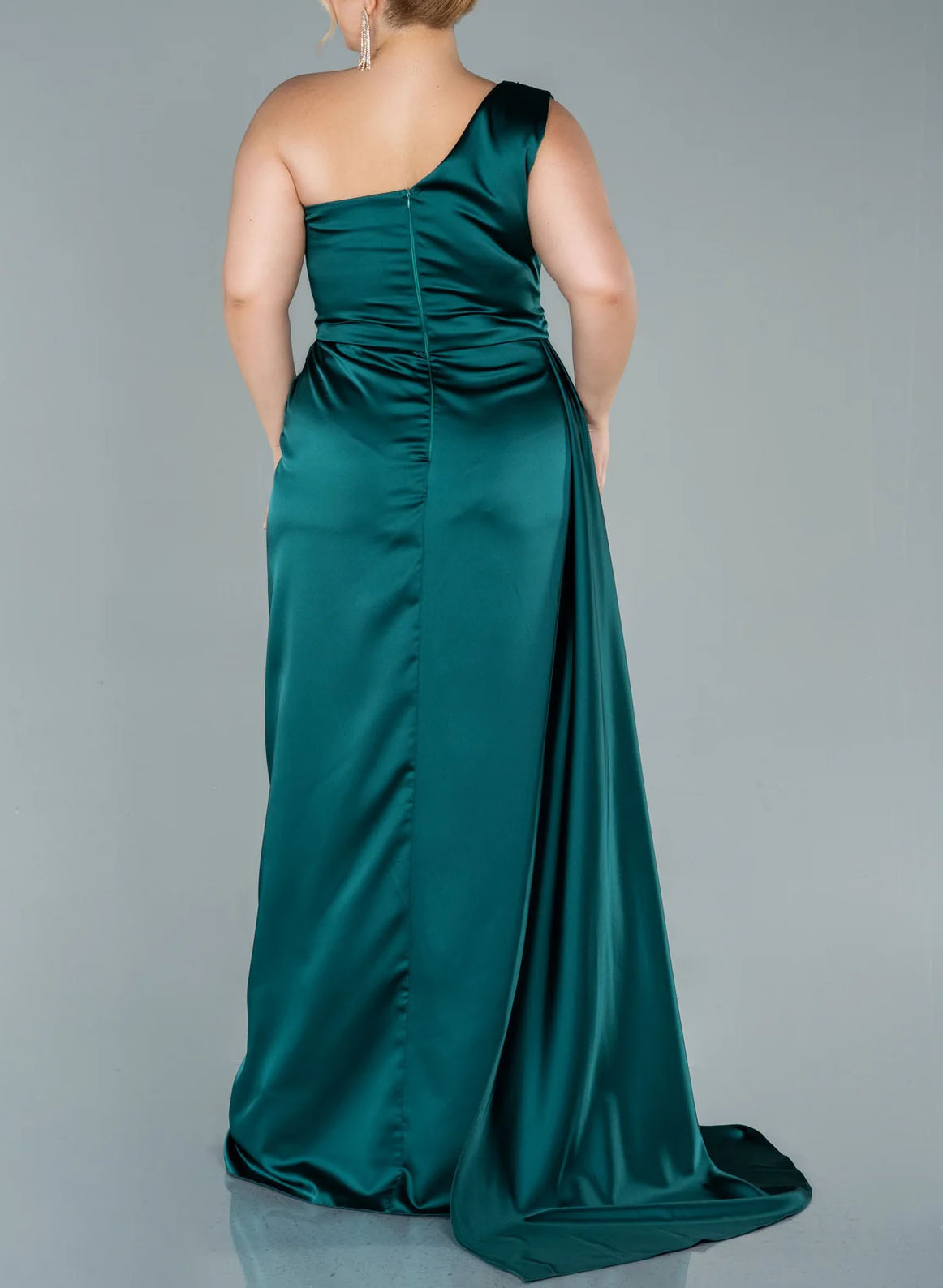 Curvy Simple One-Shoulder Satin Mother Of The Bride Dresses