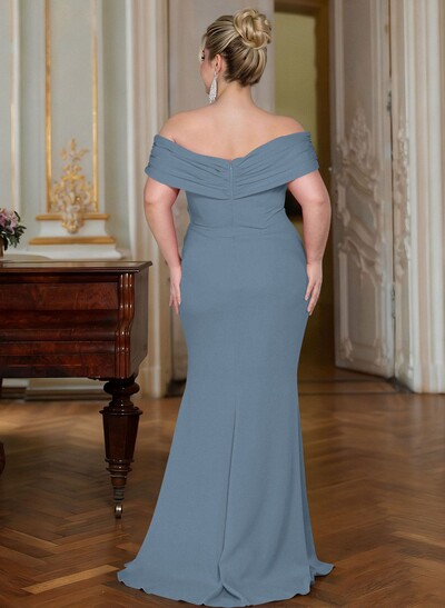Curvy Off-The-Shoulder Trumpet/Mermaid Slit Mother Of The Bride Dresses