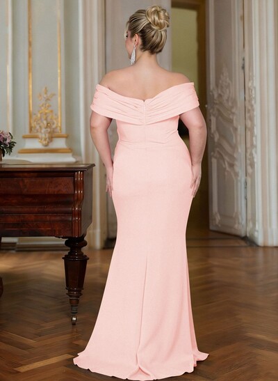 Curvy Off-The-Shoulder Trumpet/Mermaid Slit Mother Of The Bride Dresses