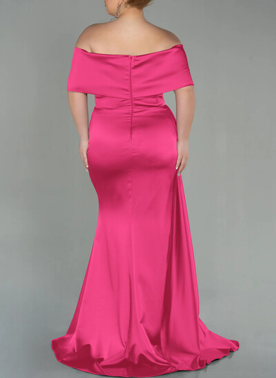 Curvy Simple Off-The-Shoulder Satin Mother Of The Bride Dresses