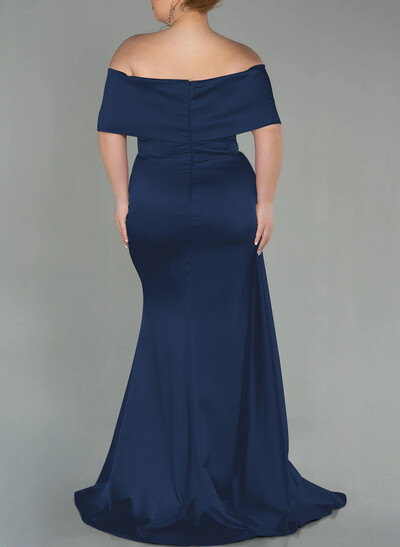 Curvy Simple Off-The-Shoulder Satin Mother Of The Bride Dresses