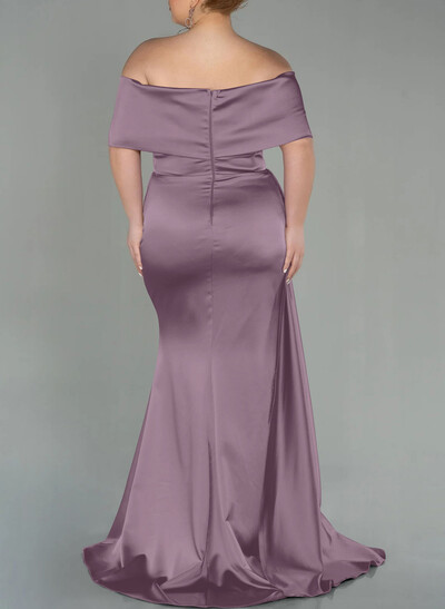 Curvy Simple Off-The-Shoulder Satin Mother Of The Bride Dresses