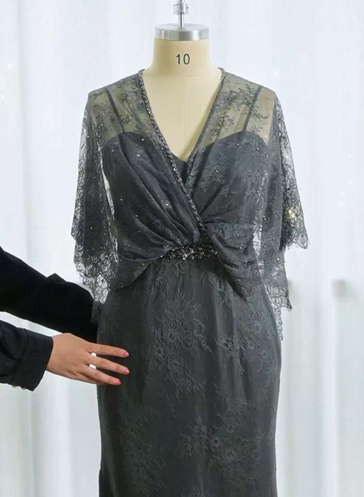 Trumpet/Mermaid V-Neck Short Sleeves Lace Mother Of The Bride Dresses