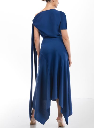 Asymmetrical A-Line Cold Shoulder Cocktail Dresses