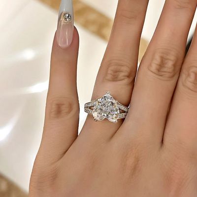 Exquisite 5.0 Carat Heart Cut Engagement Ring In Sterling Silver