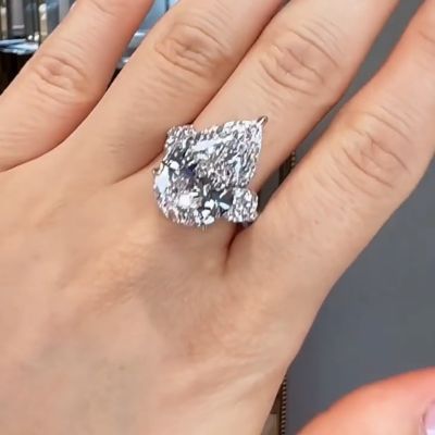 8ct Pear Shape Engagement Ring