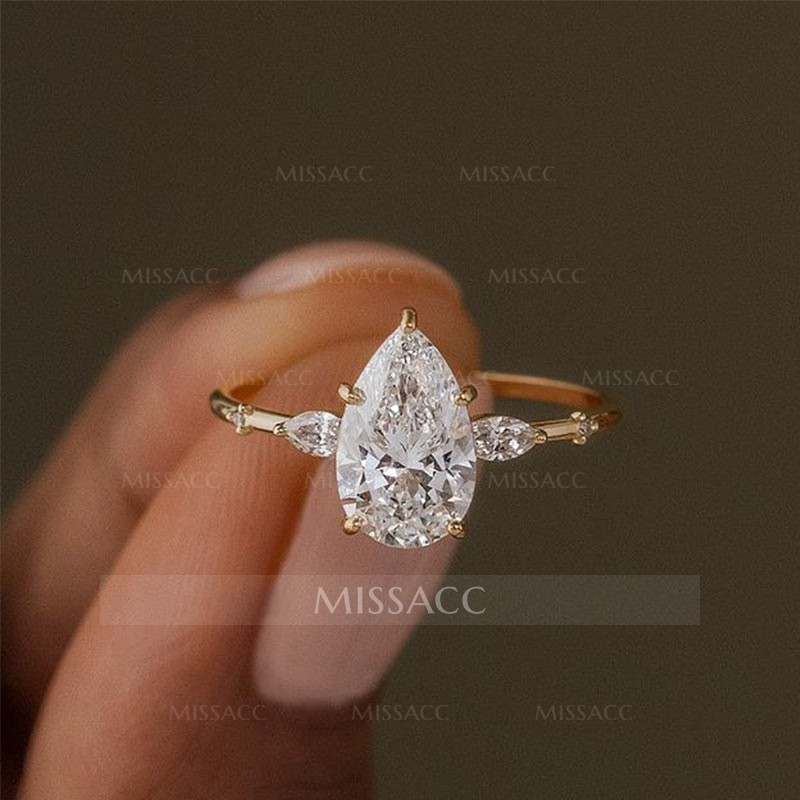 Fancy Pear Shape Engagement Ring In Yellow Gold