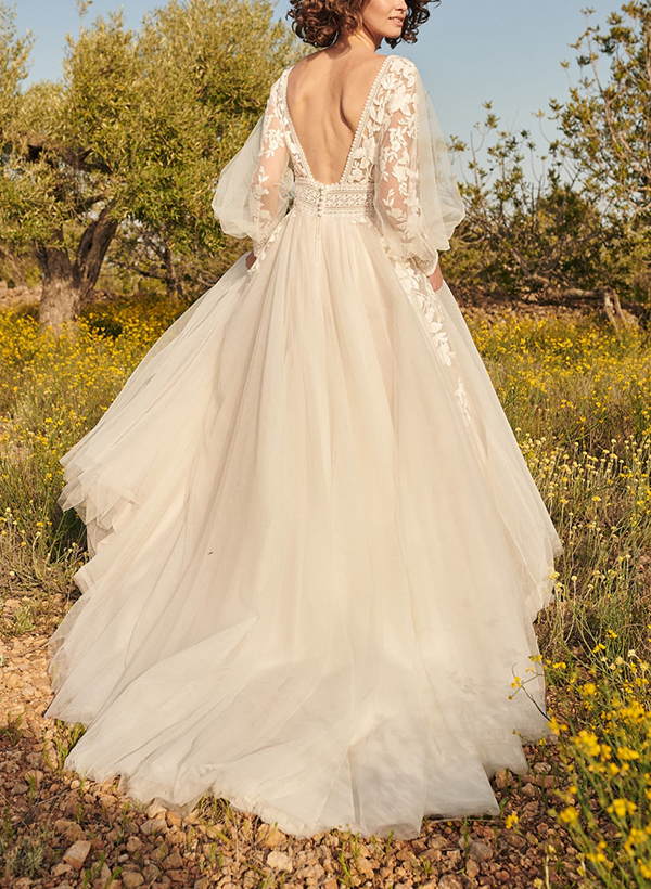 Elegant A-Line V-Neck Long Sleeves Lace/Tulle Wedding Dresses