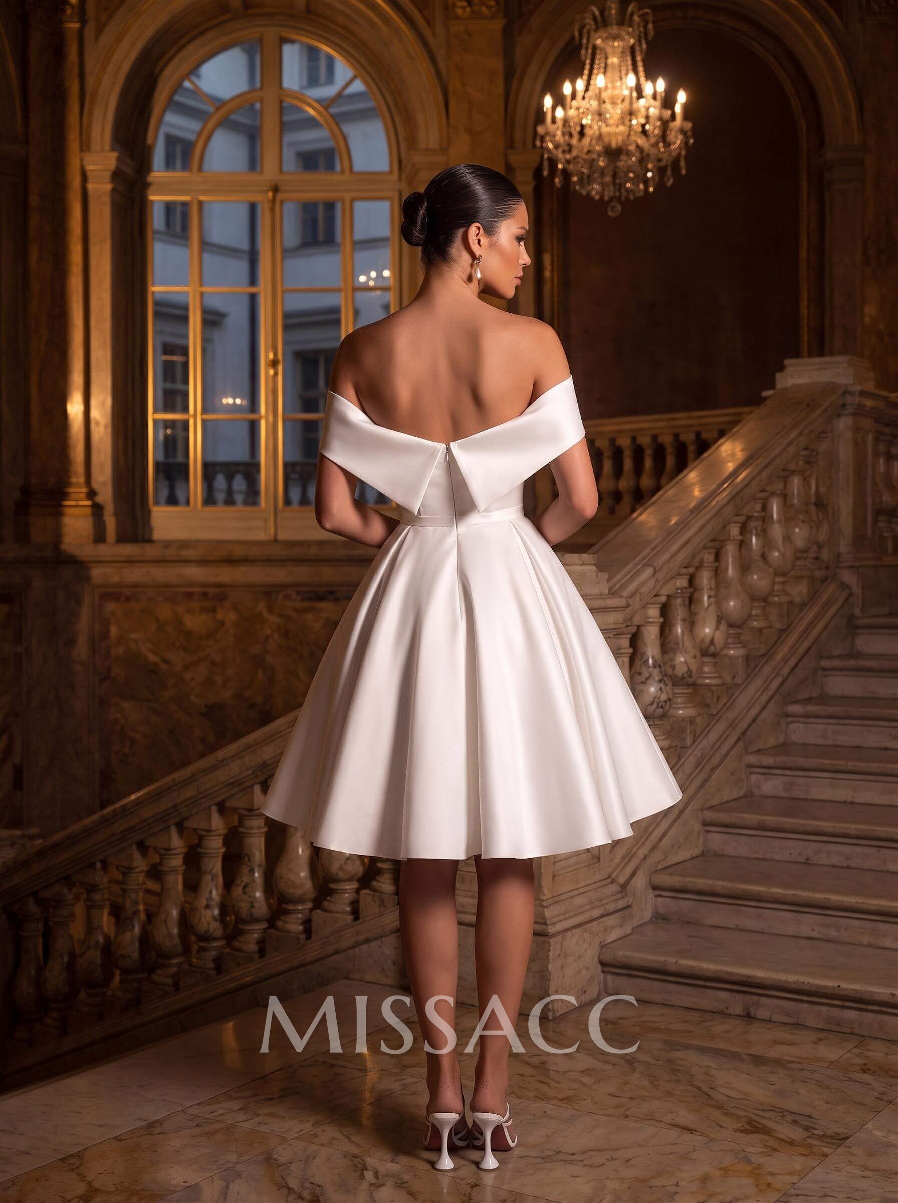 Elegant A-Line Sleeveless Short/Mini Tulle Wedding Dresses