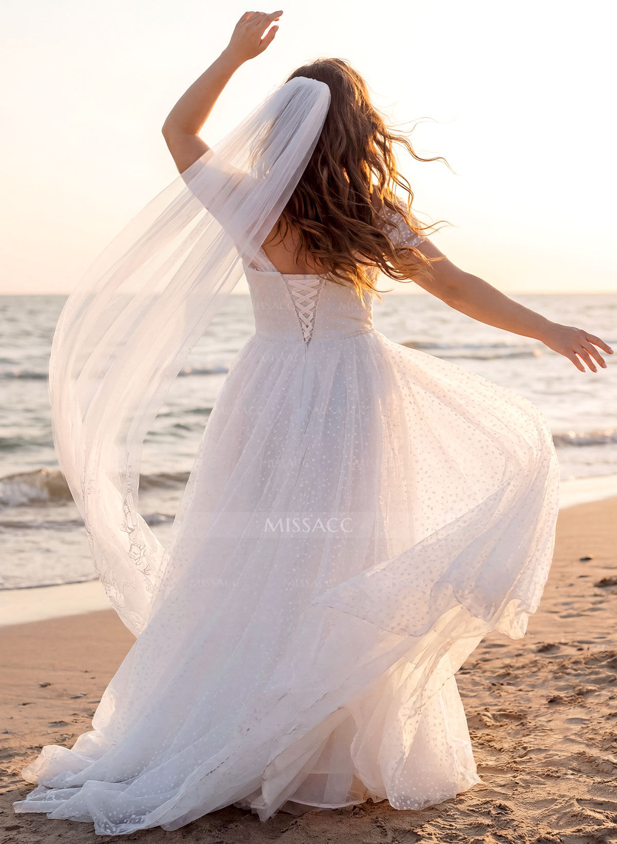 Plus Size A-Line Sweetheart Sleeveless Sweep Train Lace Wedding Dresses