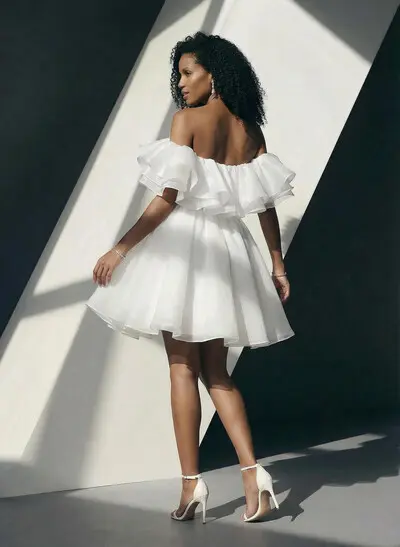 A-Line Off-The-Shoulder Sleeveless Short/Mini Organza Wedding Dresses