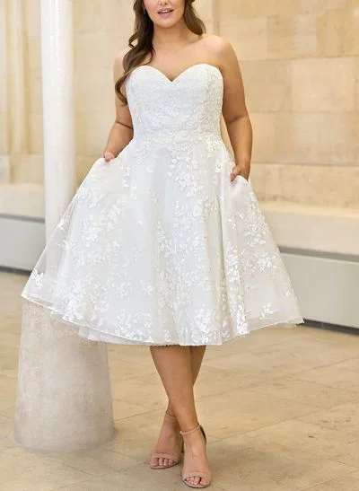 A-Line Sweetheart Sleeveless Tea-Length Lace/Tulle Wedding Dresses