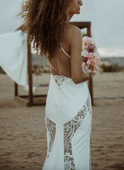 Boho/Beach Sleeveless Sweep Train Lace Wedding Dresses