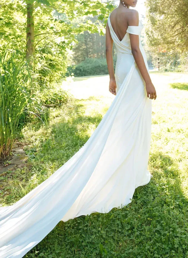 Missacc Ivory Bride Beach/Boho Sleeveless Court Train Silk Like Satin Wedding Dresses
