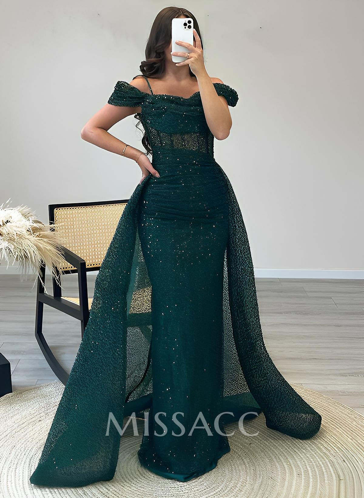 Fashion Sleeveless Sweep Train Sequined Evening Dresses Fashion Sleeveless Sweep Train Sequined Evening Dresses