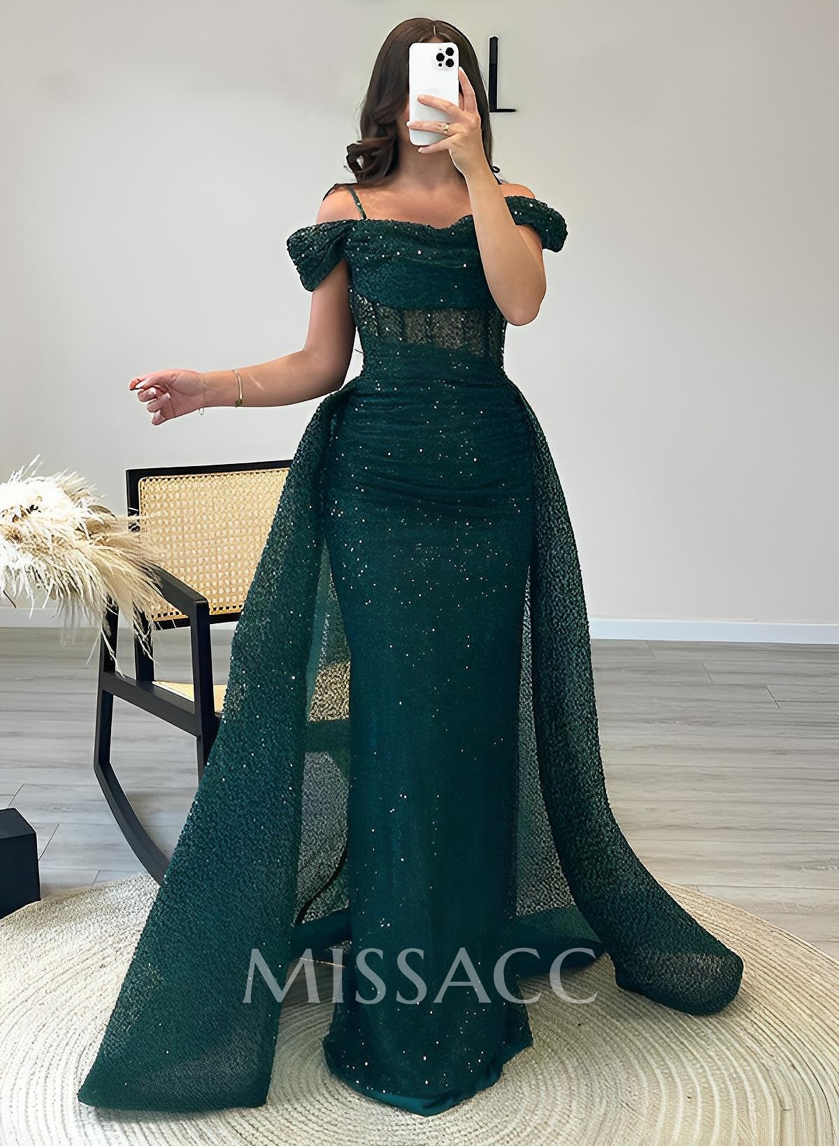 Fashion Sleeveless Sweep Train Sequined Evening Dresses Fashion Sleeveless Sweep Train Sequined Evening Dresses