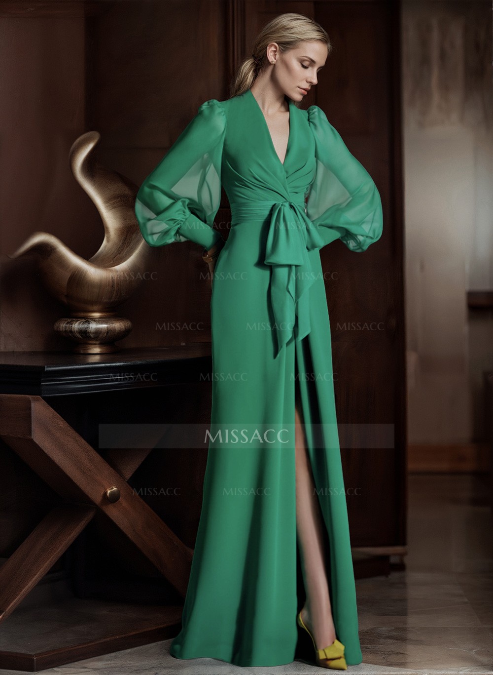 V-Neck Long Sleeves Simple Evening Dresses