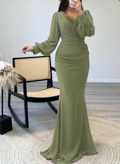 V-Neck Trumpet/Mermaid Long Sleeves Evening Dresses