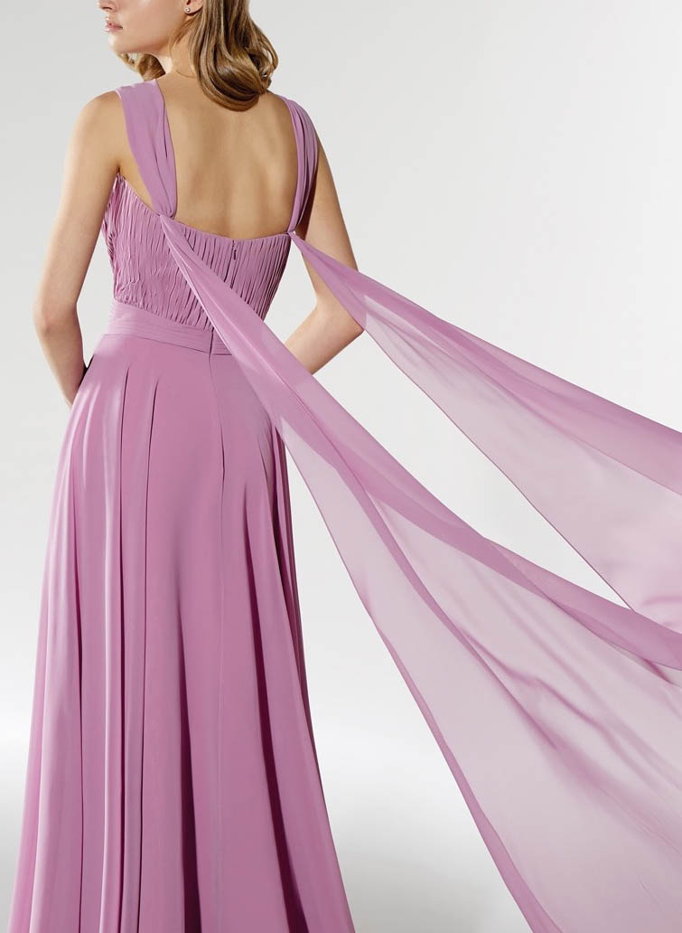 V-Neck Flowers A-Line Pleated Evening Dresses With Beading